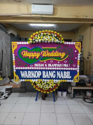 Papan Bunga di Pondok Pucung